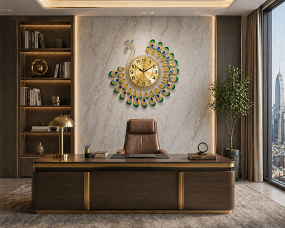 ساعة حائط فاخرة بتصميم طاووس