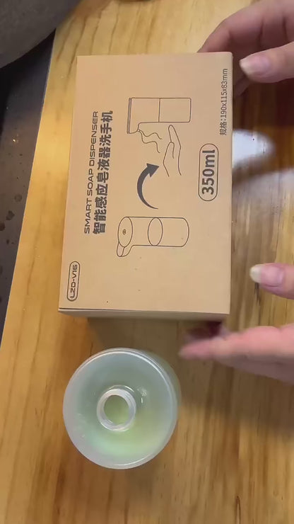 🧼 Touchless Soap Dispenser